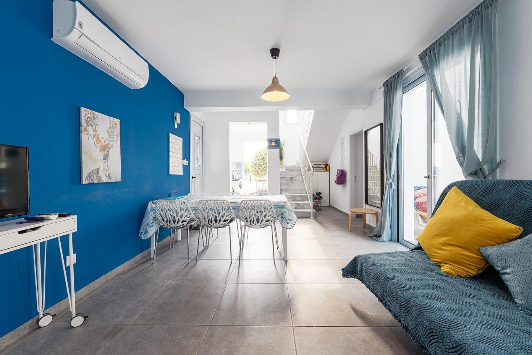 Blue Diamond Beach Villas Paphos Eksteriør bilde