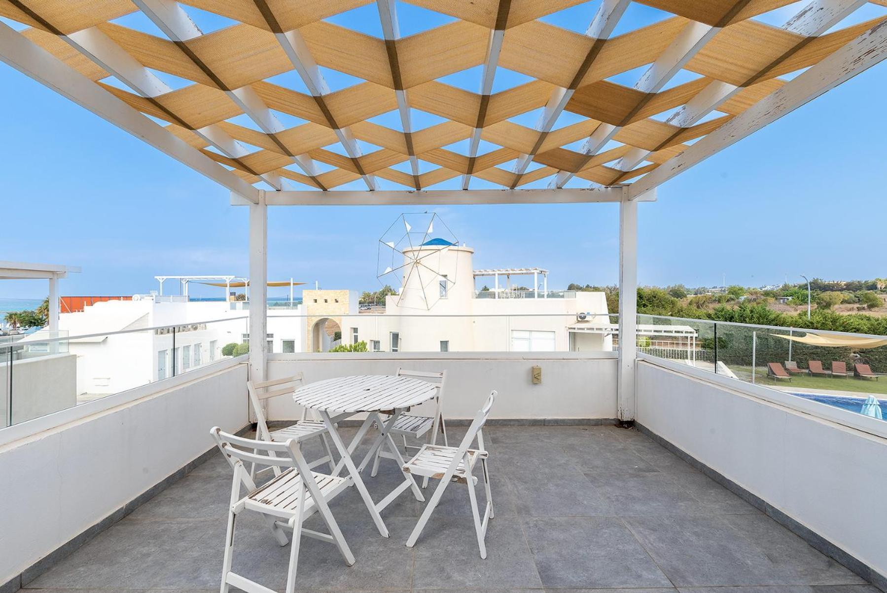 Blue Diamond Beach Villas Paphos Eksteriør bilde