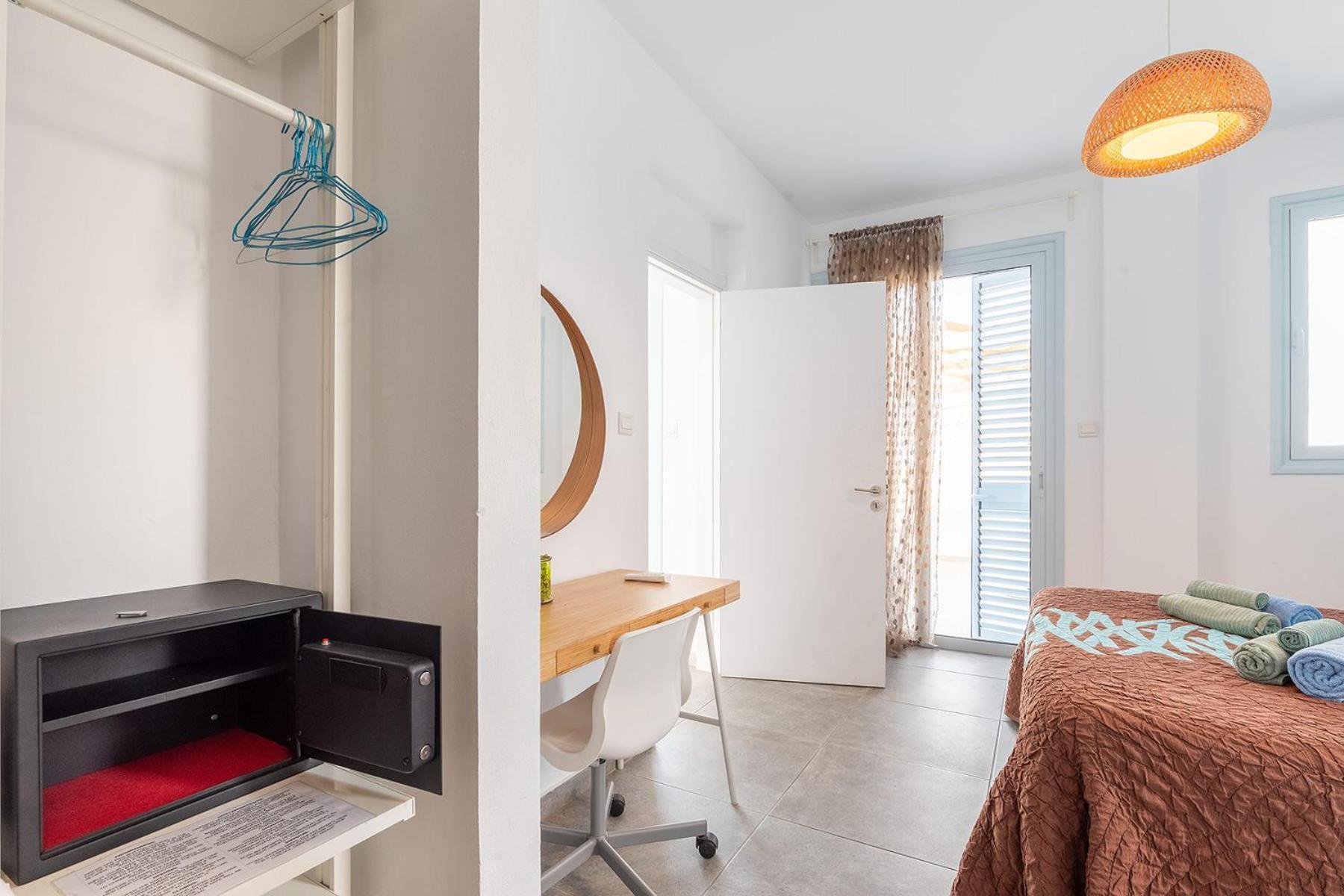 Blue Diamond Beach Villas Paphos Eksteriør bilde