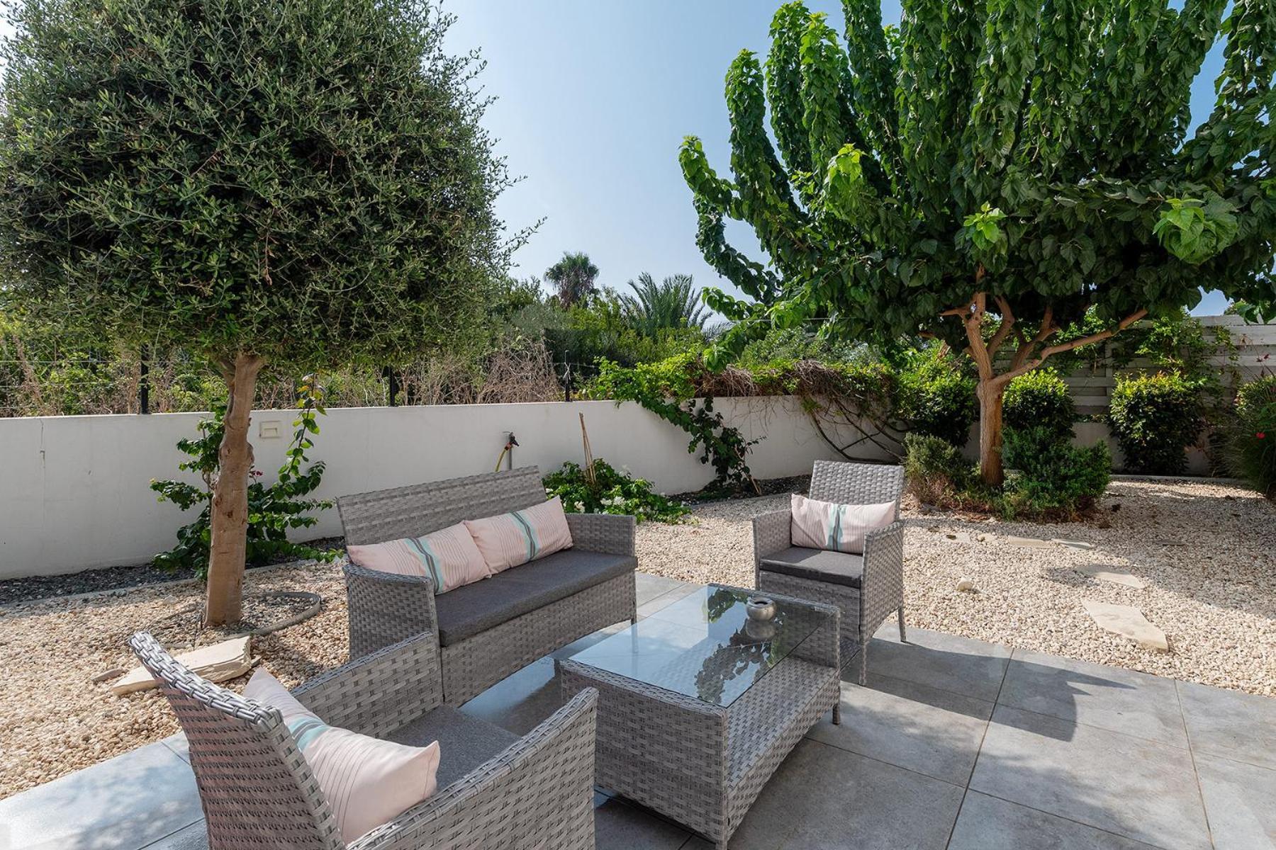 Blue Diamond Beach Villas Paphos Eksteriør bilde