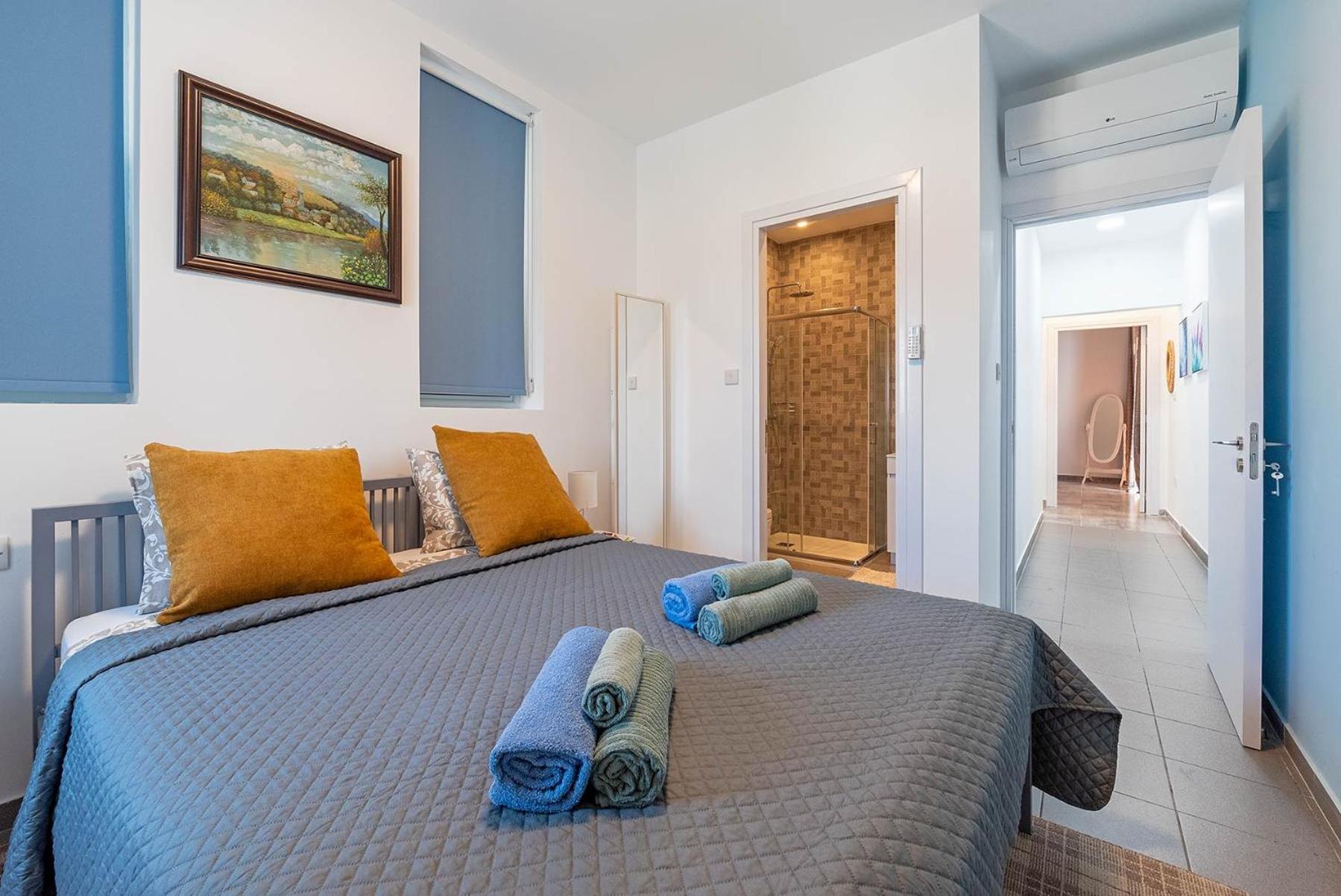 Blue Diamond Beach Villas Paphos Eksteriør bilde