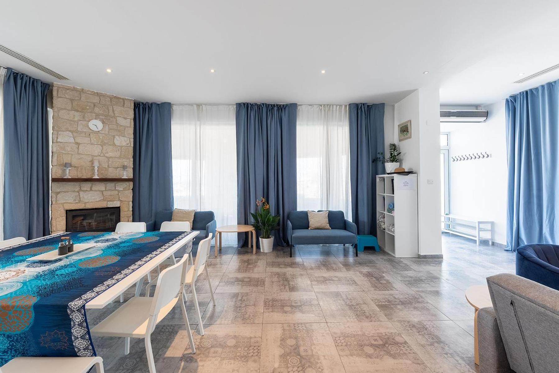Blue Diamond Beach Villas Paphos Eksteriør bilde