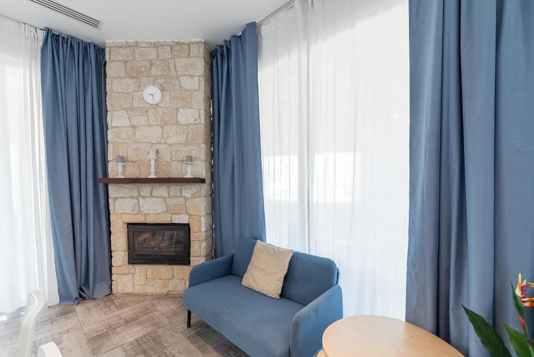 Blue Diamond Beach Villas Paphos Eksteriør bilde