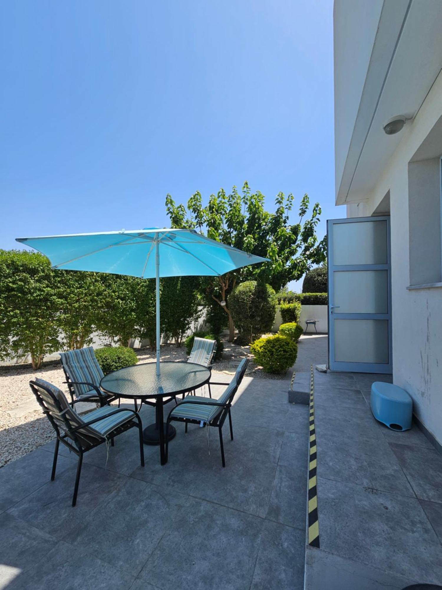 Blue Diamond Beach Villas Paphos Eksteriør bilde