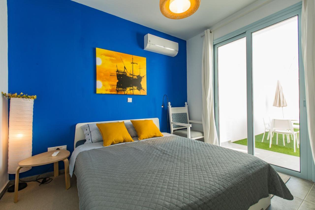 Blue Diamond Beach Villas Paphos Eksteriør bilde