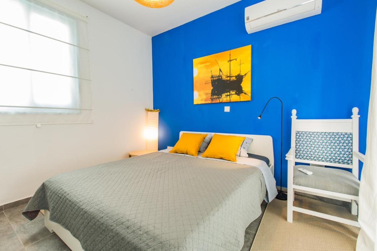 Blue Diamond Beach Villas Paphos Eksteriør bilde